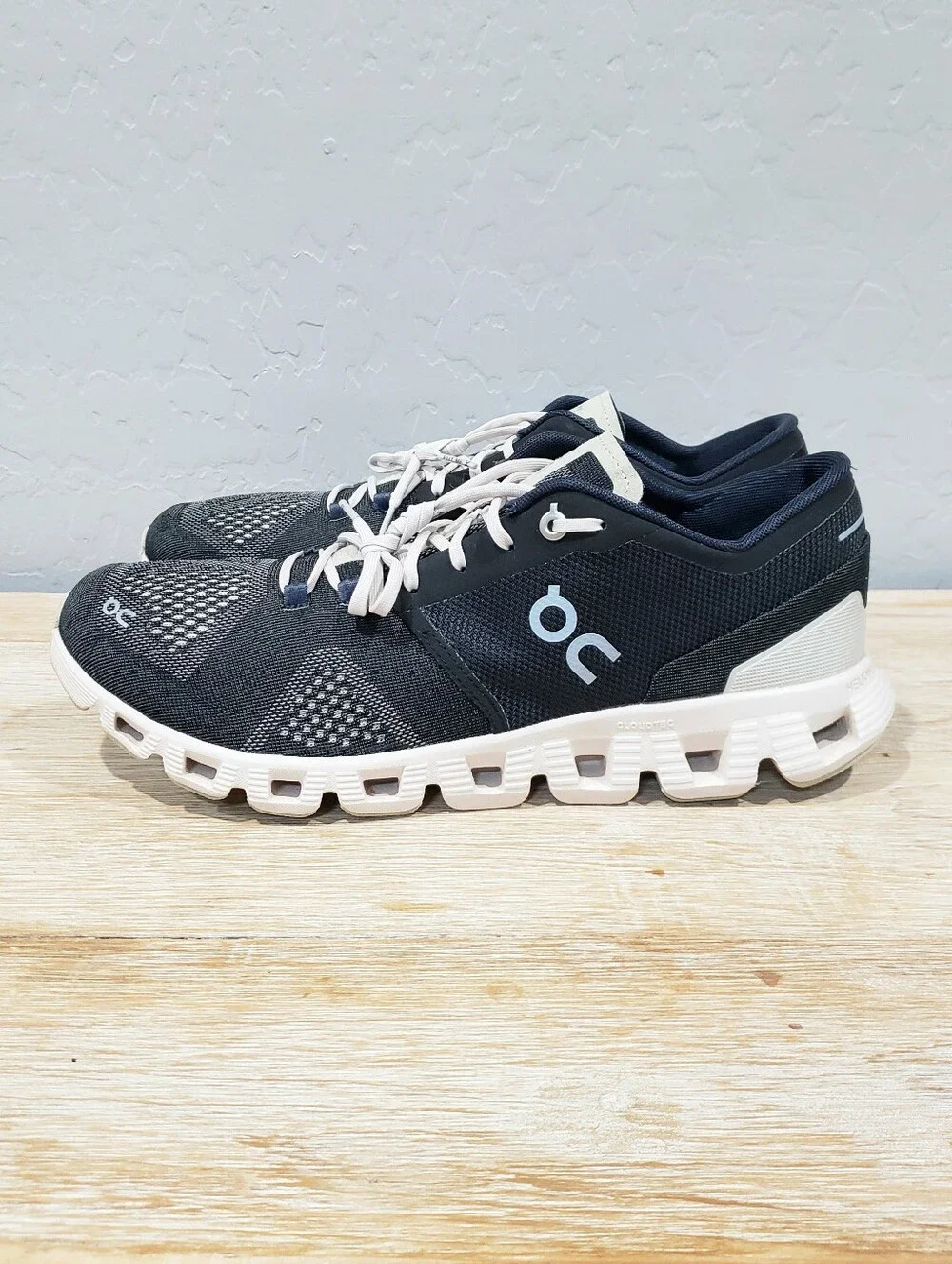 ON CLOUD Women's Cloud X Running Shoes (11/9.5 Men's) Black Pearl